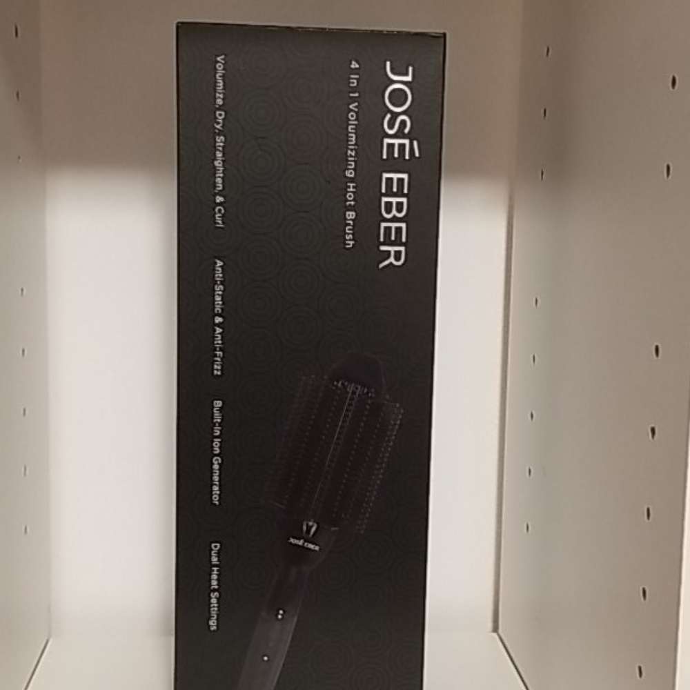Jose Eber HOT BRUSH